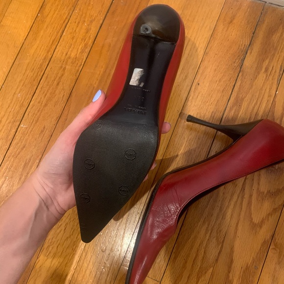 Red Prada Pumps - Picture 4 of 4